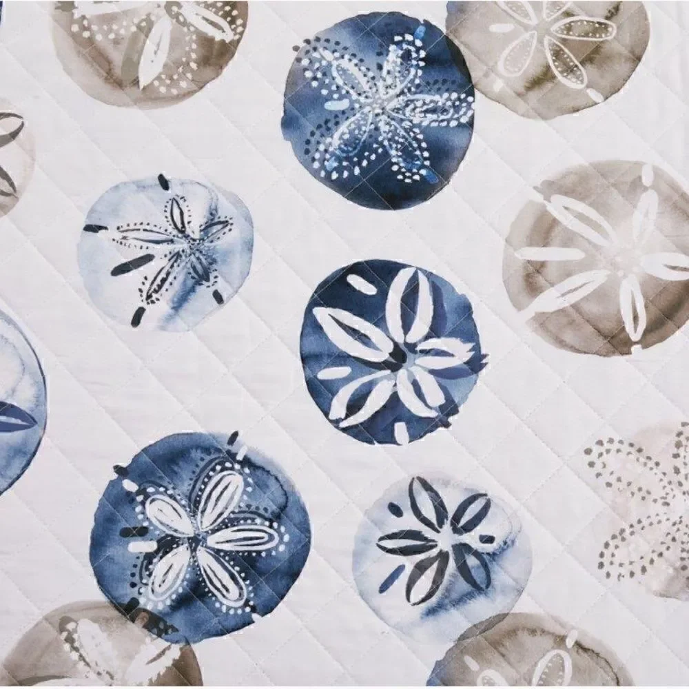 NEW! Beach Theme Sand Dollar Boho Printed KING Quilt Set with Matching Tote Bag